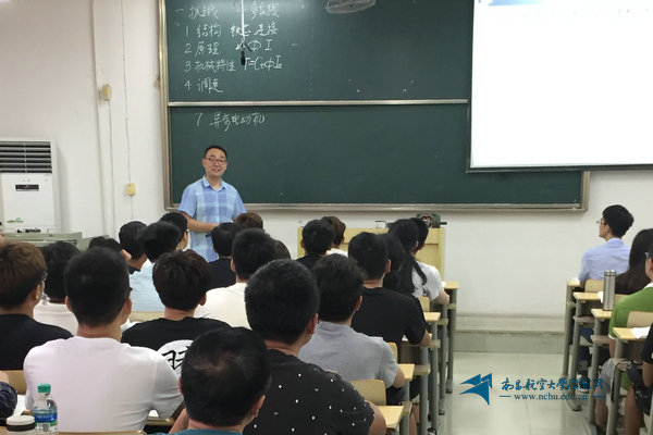 http://www.nchu.edu.cn/ckfinder/userfiles/images/彭元修_副本.JPG